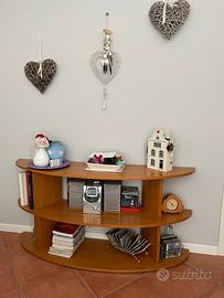 Mobile basso / libreria porta TV in legno – 160 cm