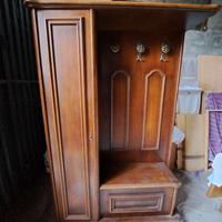 Appendiabiti in legno