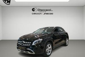 MERCEDES GLA (X156) GLA 180 d Automati...
