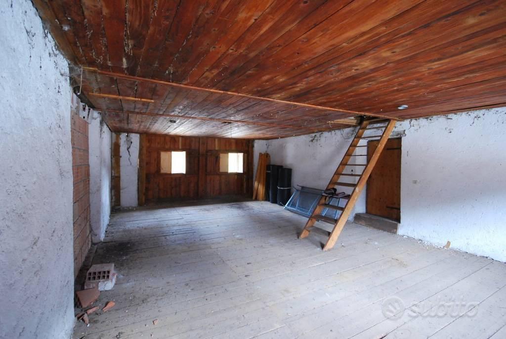 Rustico / Casale di 68 m² con 4 locali a Auronzo d - Vista 3