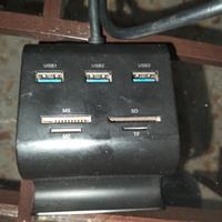 basetta USB con 3 porte USB 3.0 e lettore di card