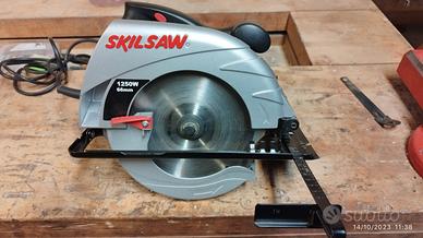 Sega SKILSAW 1250W con binario guida - Giardino e Fai da te In vendita a  Napoli