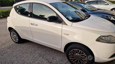 Lancia Ypsilon Metano
