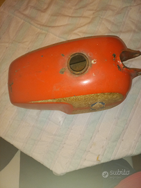 Serbatoio moto Gilera 124 extra