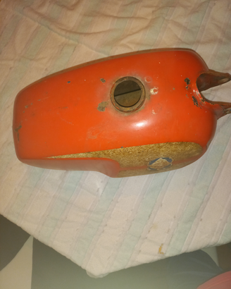 Serbatoio moto Gilera 124 extra