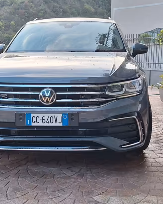 TIGUAN 2.0 TDI 150 CV Sport 4MOTION, R-line