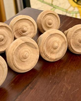 Pomelli in legno per mobili