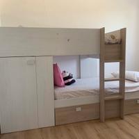 Letto a castello con armadio