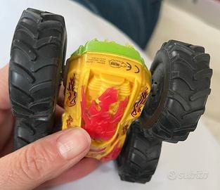 macchinina Dickie Toys Mad Flippy