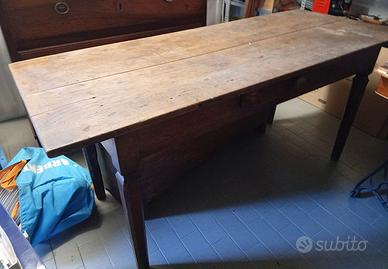 Tavolo antico - Legno di noce