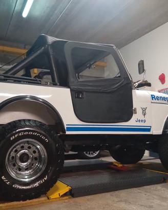Jeep ci 7 Renegade AMC 304 5000 v 8 quadratrac