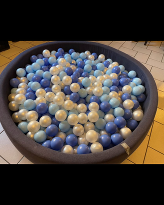 Piscina morbida KiddyMoon 120x30 con 600 palline