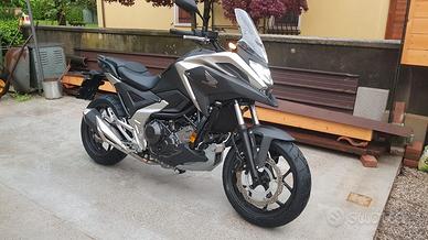 Honda NC750X 2021 come nuova