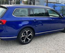 Volkswagen Passat Variant 2.0 TDI SCR EVO DSG Exec