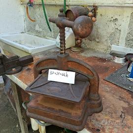 pressa manuale fine 800