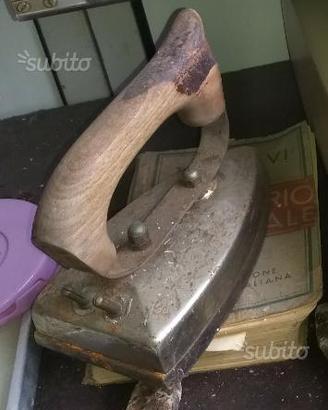 Ferro da stiro d'epoca