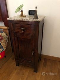 Comodino legno antico marmo