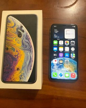 iPhone XS con memoria da 64GB.