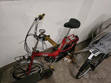 Bici d'epoca a motore scoppio 