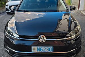 2018 Volkswagen Golf · Hatchback