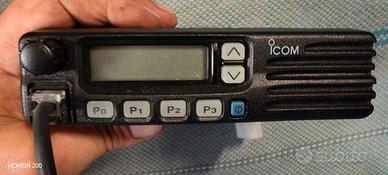 radio UHF ICOM programmabili