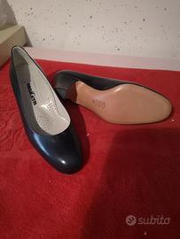 05 paia Scarpe Sanagens