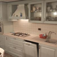 cucina completa di lavastoviglie, forno e  cappa 