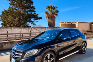 Mercedes-Benz GLA 200 CDI  4Matic AMG Premium