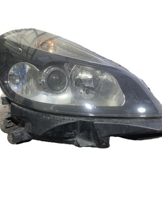 FARO ANTERIORE DESTRO RENAULT Clio Serie 820026161