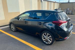 Toyota Auris 1.6 D-4D Lounge