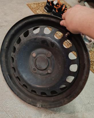 4 cerchi in ferro 14 pollici opel corsa + sensori