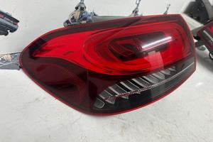 Stop fanalino led dx o sx mercedes gla amg 45s 022