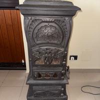 Stufa a legna in ghisa