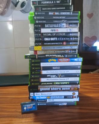 Lotto giochi per console Xbox, PlayStation, pc