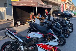 Yamaha Yzf-r1 Big Bang  2012