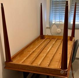 Tavolo e tavolino in radica