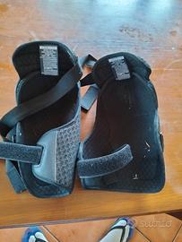 para ginocchia e tibia alpinestar