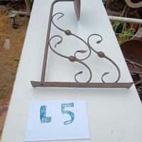 Applique in ferro battuto