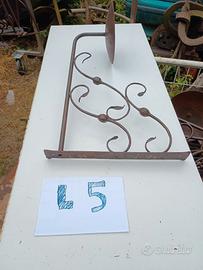 Applique in ferro battuto