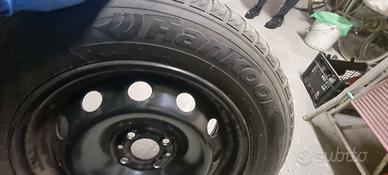 Gomme pneumatici usati 195/65 r15 invern. + cerchi