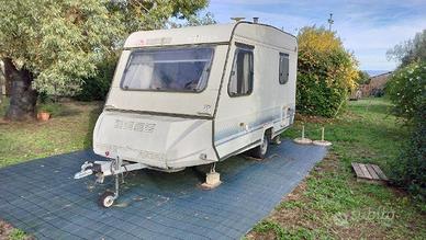 Roulotte Adria Optima
