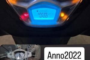 scooter piaggio 125