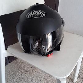 Casco jet