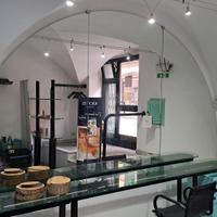 Specchi semicircolari per attivitá commerciale