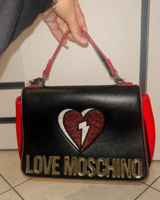 borsa Love Moschino Vintage nera e rossa