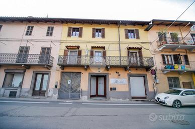 4 LOCALI A VALPERGA