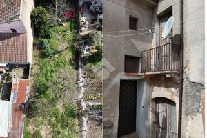 CASA INDIPENDENTE A SAN MARTINO VALLE CAUDINA