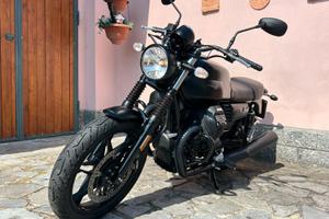 Moto Guzzi V7 III Stone