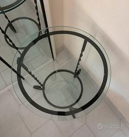 Tavolino rotondo in vetro e ferro battuto