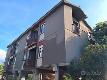 Appartamento con Terrazzo e Garage a Borgo Rivo